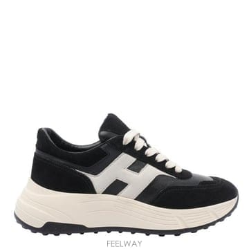 Hogan 26FW ȣ�� ����Ŀ�� HXW6690FR30 UHG1023 Black26FW ȣ�� ����Ŀ�� HXW6690FR30 UHG1023 Black