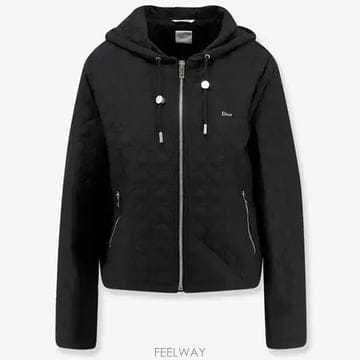 | Other Brand | �׶�����Ÿ 26FW �ؿ� ��� ���� ���� 647C83A29219000�׶�����Ÿ 26FW �ؿ� ��� ���� ���� 647C83A29219000