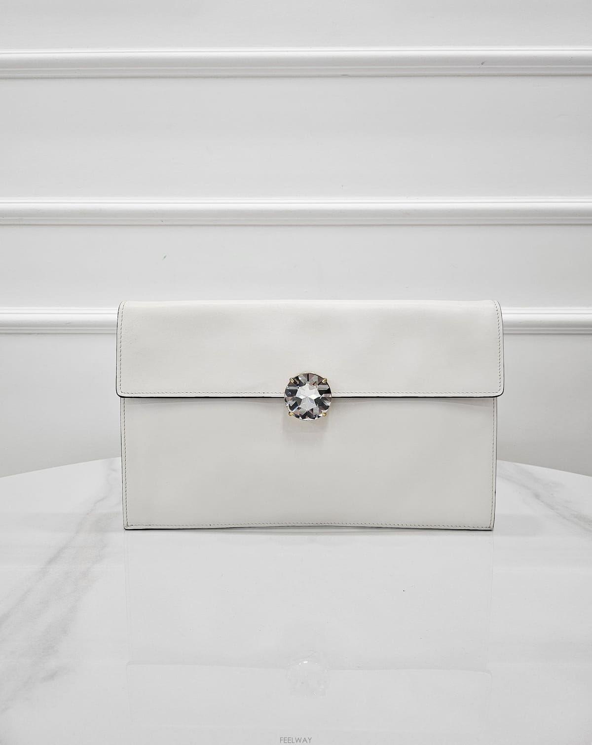Miu Miu [�̴ٽ�] �̿�̿� ũ����Ż Ŭ��ġ ȭ��Ʈ[�̴ٽ�] �̿�̿� ũ����Ż Ŭ��ġ ȭ��Ʈ