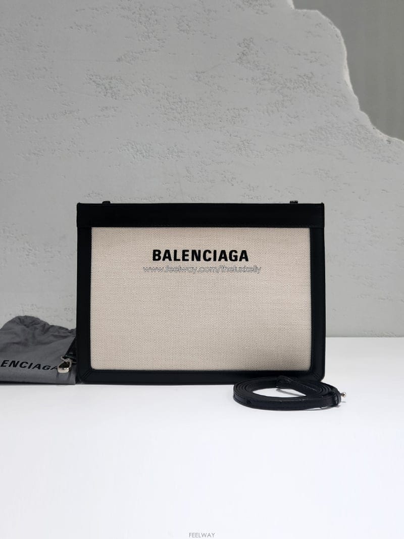Balenciaga �߷��þư� ĵ���� ����Ʈ Ŭ��ġ ũ�ν��� 339937�߷��þư� ĵ���� ����Ʈ Ŭ��ġ ũ�ν��� 339937