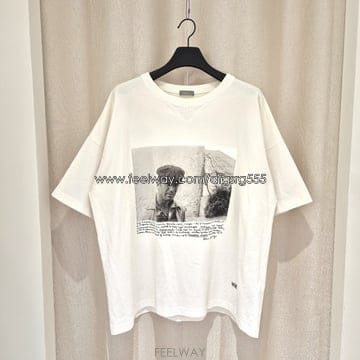 DIOR (XXL)���X�� �ɷ�� ������ Ƽ���� ȭ��Ʈ(XXL)���X�� �ɷ�� ������ Ƽ���� ȭ��Ʈ