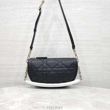 [럭스유] 디올 바이브 스몰 호보백 램스킨 블랙 까나쥬 M7200ONOA