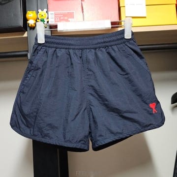 아미 De Coeur Swim Shorts 스윔 쇼트 남성 비치반바지 29-30