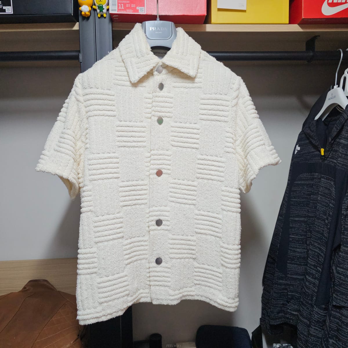 Bottega Veneta ���װ�����Ÿ ��ī�� Ÿ�� �׸� �������� �������� S���װ�����Ÿ ��ī�� Ÿ�� �׸� �������� �������� S