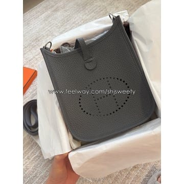 에르메스 미니 에블린 16 아르두아즈 컬러