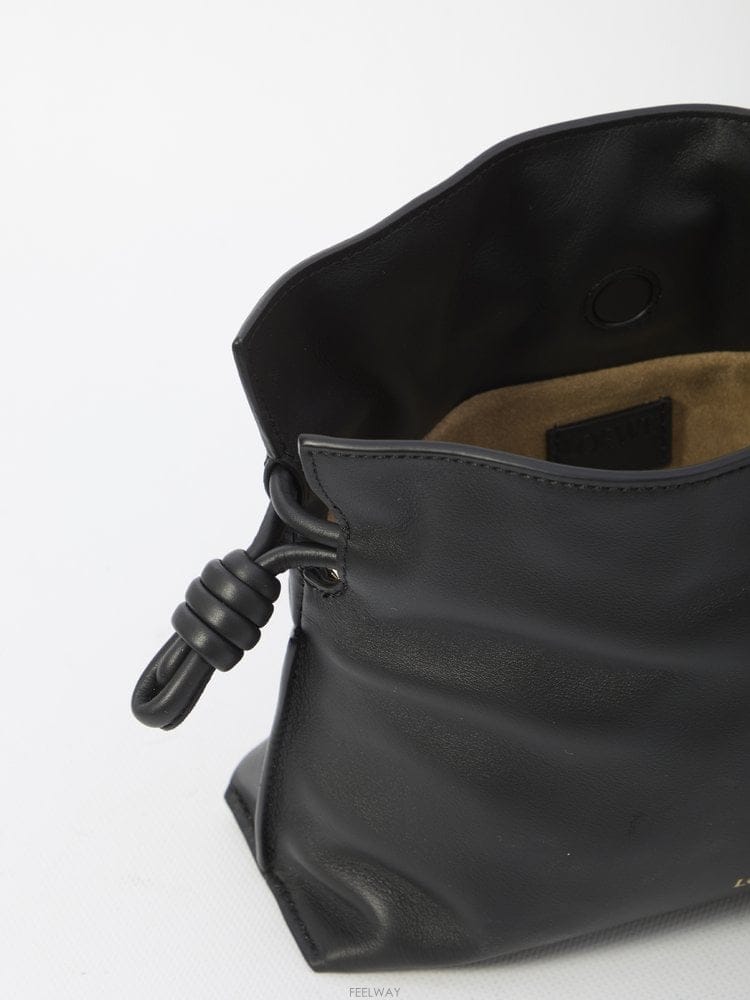 Loewe 26 F/W �ο��� �̴� FLAMENCO Ŭ��ġ �� A411FC2XA B002225396026 F/W �ο��� �̴� FLAMENCO Ŭ��ġ �� A411FC2XA B00222