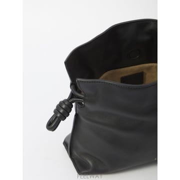 26 F/W 로에베 미니 FLAMENCO 클러치 백 A411FC2XA B0022253960