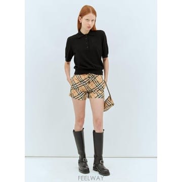 24 F/W 버버리 체크 실크 쇼츠 8094546 B9368 B0111388857