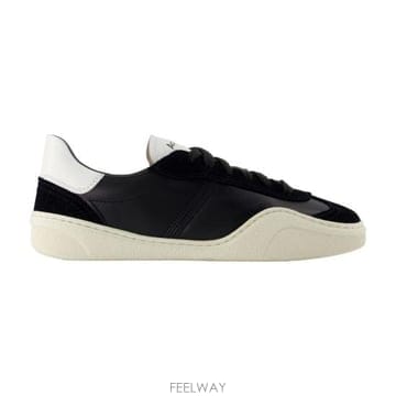Acne 26FW ��ũ�� ��Ʃ��� ���� ����Ŀ�� BD0378 J83 black26FW ��ũ�� ��Ʃ��� ���� ����Ŀ�� BD0378 J83 black