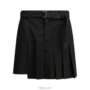 Sacai [V90]��ī�� 26 08573001 ���� ������ �ݹ��� ���� Formal shorts made of woo[V90]��ī�� 26 08573001 ���� ������ �ݹ��� ���� Formal
