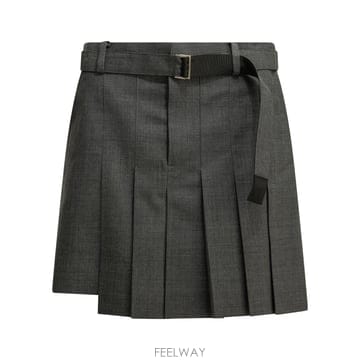 Sacai [V90]��ī�� 26 08573301 ���� ������ �ݹ��� ���� Formal shorts made of woo[V90]��ī�� 26 08573301 ���� ������ �ݹ��� ���� Formal