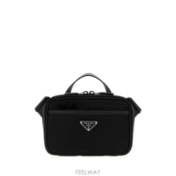 PRADA [X45]����� 2VH2092DMH F0002 ���� ��Ʈ�� ���۹� ũ�ν��� Black Re Nylon cro[X45]����� 2VH2092DMH F0002 ���� ��Ʈ�� ���۹� ũ�ν�