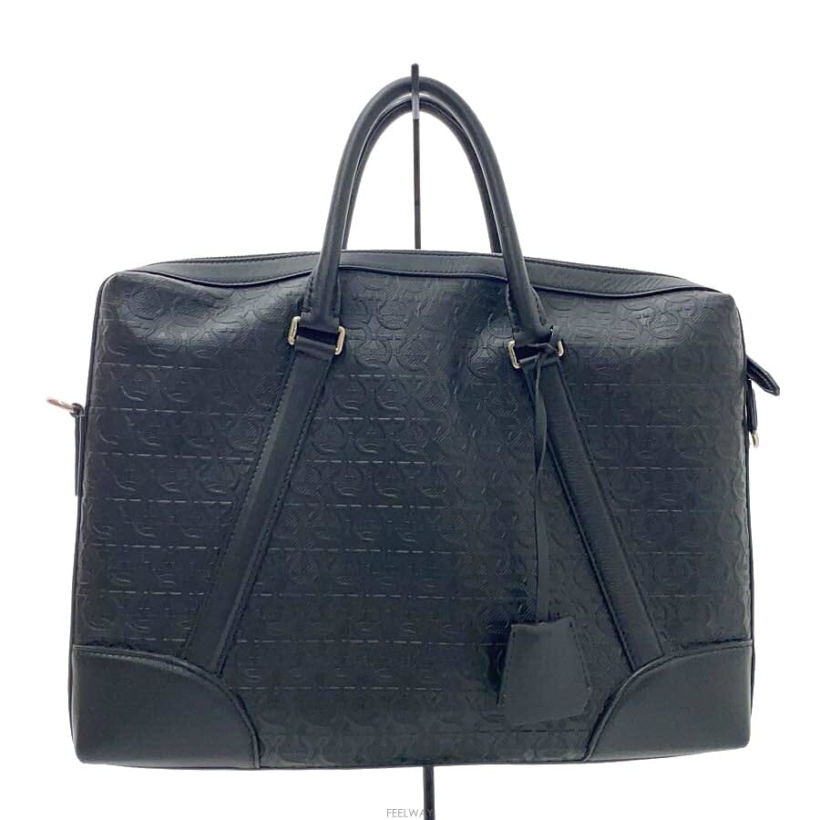 Ferragamo ��󰡸� ��ġ�� ���� �긮�����̽� ����������󰡸� ��ġ�� ���� �긮�����̽� ��������