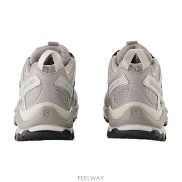 살로몬 XA 프로 스니커즈 실버
