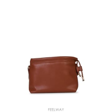 A P C  스몰 크로스바디 백 In Hazelnut Eco 레더 PUAATF61582CAD TP577185
