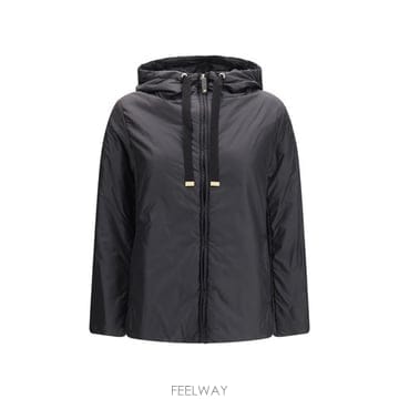 Max Mara �ؿ� ���¸���� AW26 �������� �� ť�� ���� �ĵ� �е� ��Ŷ 2629486034600_009�ؿ� ���¸���� AW26 �������� �� ť�� ���� �ĵ� �е� 