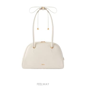 26FW FURLA POPPY M   탑 핸들 백 in Grained 레더 WB02109BX4573PNN00