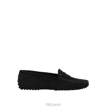 25SS TOD S Gommino 클래식 블랙 suede 로퍼 XXW00G00010RE0B999 TP5767