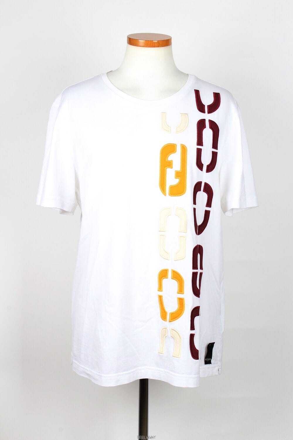 FENDI ��� �ΰ� ��ư ����Ƽ XL(110)��� �ΰ� ��ư ����Ƽ XL(110)