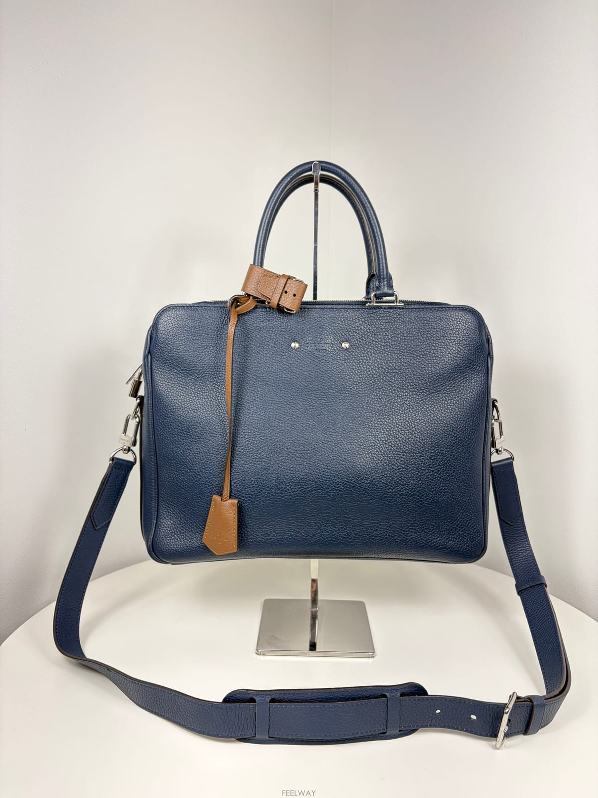 Louis Vuitton ���̺��� M54380 ���� �Ƹ��� ����������̺��� M54380 ���� �Ƹ��� ��������
