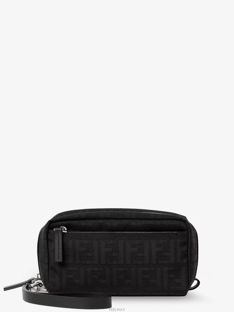 FENDI ��� FF ZUCCA ��ī�� �к긯 Ŭ��ġ �� 8N0216B16FF B0652255545��� FF ZUCCA ��ī�� �к긯 Ŭ��ġ �� 8N0216B16FF B065