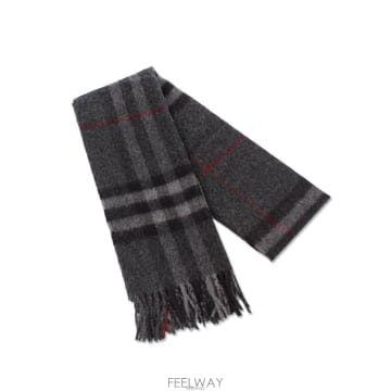 Burberry ������ Ŭ���� üũ ĳ�ù̾� ���÷� ���� 8077880������ Ŭ���� üũ ĳ�ù̾� ���÷� ���� 8077880