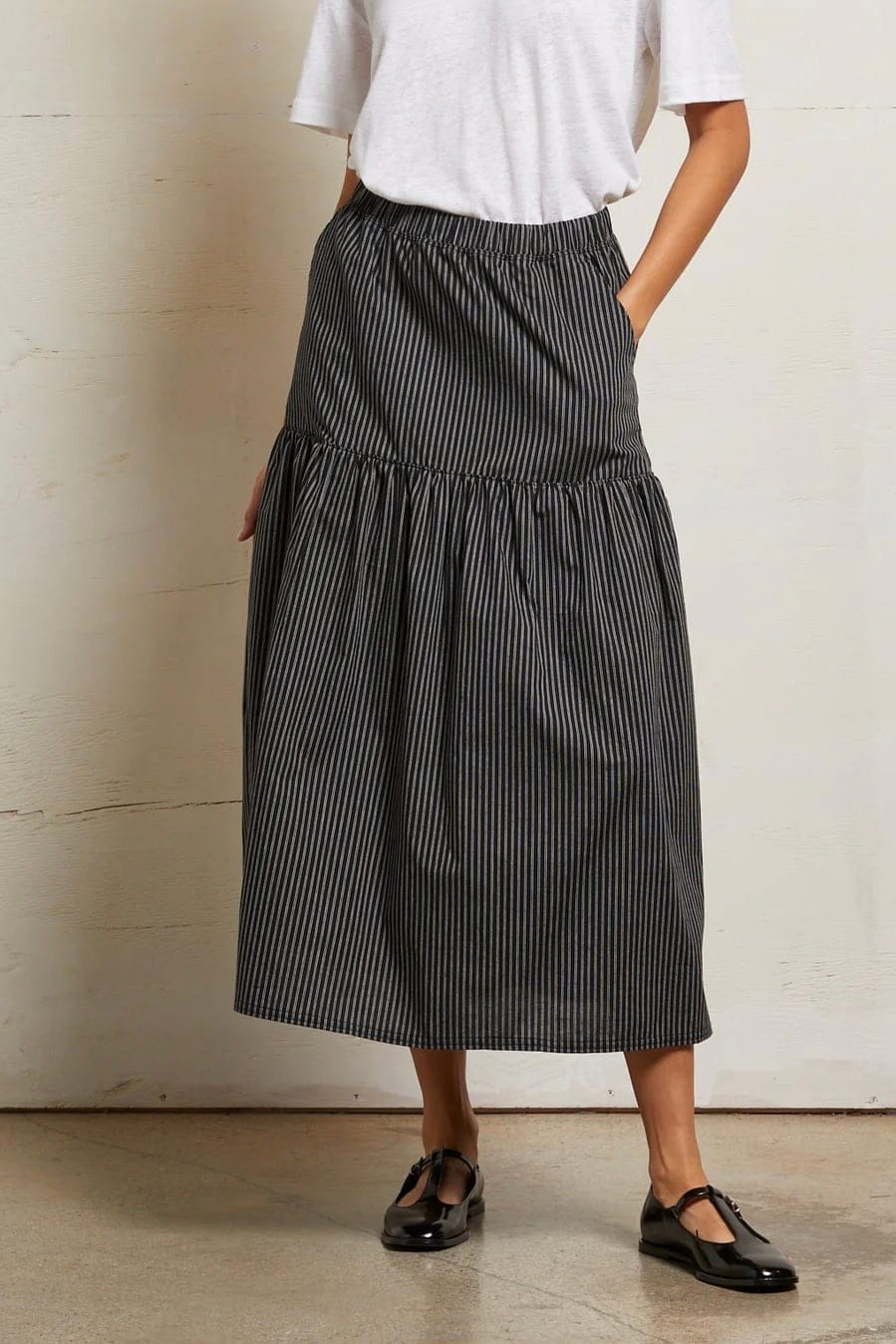 | Other Brand | PERFECTWHITETEE arielle stripe woven poplin long skirtBlacPERFECTWHITETEE arielle stripe woven poplin long skirt