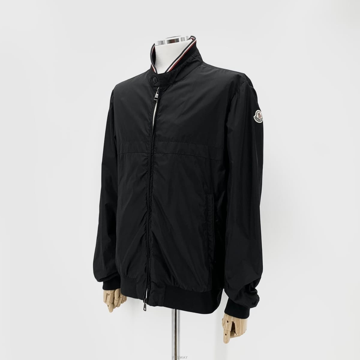 Moncler ��Ŭ���� ��Ŭ���� ���� �ٶ����� ���ϸ�Ŭ���� ��Ŭ���� ���� �ٶ����� ����