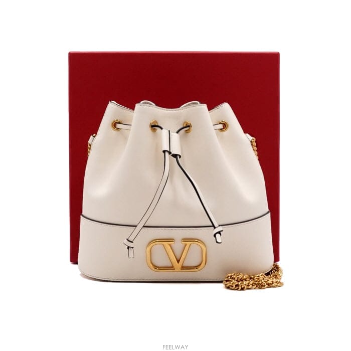 Valentino �߷�Ƽ�� 3W2P0T83HPF ȭ��Ʈ ���� V�ΰ� �̴� ��Ŷ ����ü�� ����� �� ũ�ν���aa66381�߷�Ƽ�� 3W2P0T83HPF ȭ��Ʈ ���� V�ΰ� �̴� ��Ŷ ����