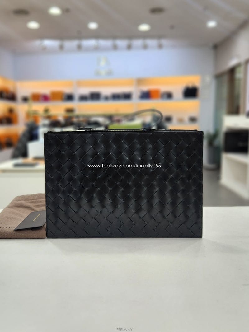 Bottega Veneta ���װ�����Ÿ ��Ʈ��ġ���� �Ŀ�ġ Ŭ��ġ�� 592648���װ�����Ÿ ��Ʈ��ġ���� �Ŀ�ġ Ŭ��ġ�� 592648