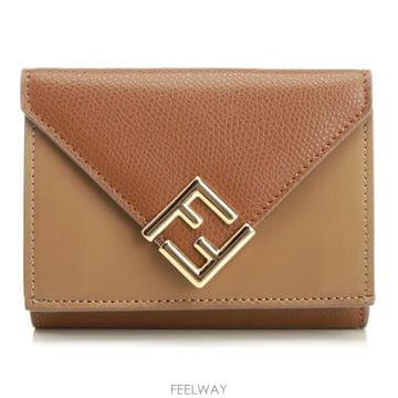 [비엔비명품관] FENDI 펜디 여성 FF 다이아몬드 지갑