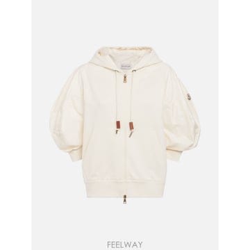 Moncler 26SS Moncler �ĵ�Ƽ L10938G0002389B04A TP57569062526SS Moncler �ĵ�Ƽ L10938G0002389B04A TP575690625
