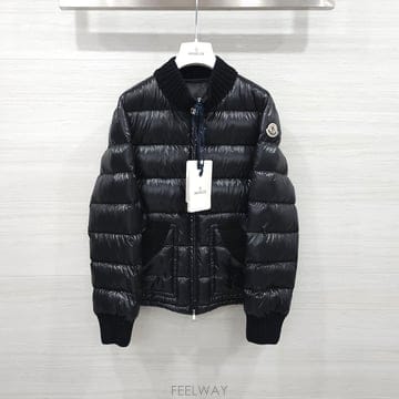 Moncler [������] (����ǰ) 2 / ��Ŭ���� ARCELOT �Ƹ����� ��Ʈ �ٿ� �е� 1A00015[������] (����ǰ) 2 / ��Ŭ���� ARCELOT �Ƹ����� ��Ʈ 