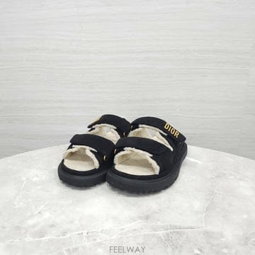 [럭스유] 37 / 디올 블랙 액트 벨크로 시어링 슬라이드 샌들 KCO105SKU