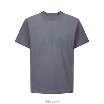 Sacai 26SS Sacai Geoff ����Ʈ T ���� 2601121S326 TP57062205226SS Sacai Geoff ����Ʈ T ���� 2601121S326 TP570622052