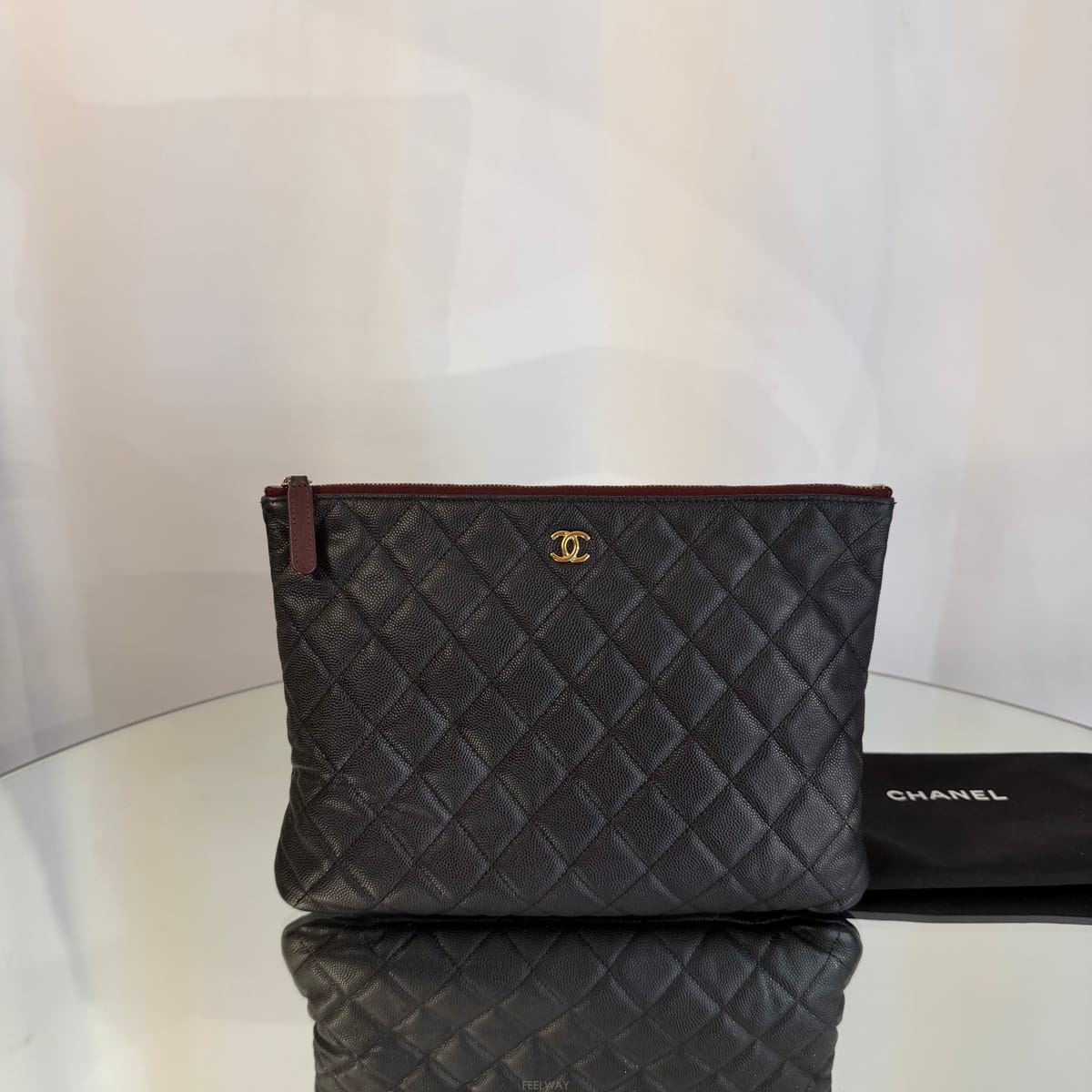 CHANEL ���� A82545 ĳ��� Ŭ���� ���̵� Ŭ��ġ 29������� A82545 ĳ��� Ŭ���� ���̵� Ŭ��ġ 29����