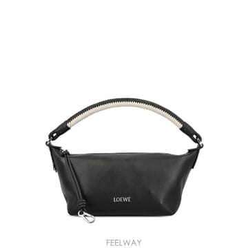 로에베 CALA 레더 파우치 A120HPLX049003 B0712257497