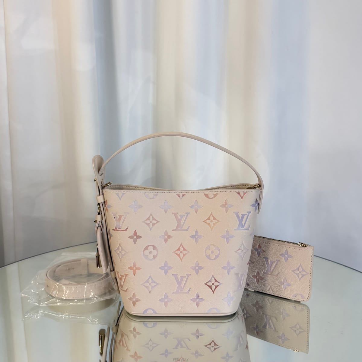 Louis Vuitton ���̺��� �帲 ũ�� ���� BB���̺��� �帲 ũ�� ���� BB