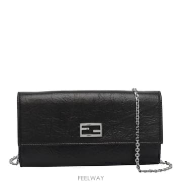 26 F/W 펜디 컨티넨탈 지갑 온 체인 튜브 WITH FF 바게트  B0012257881
