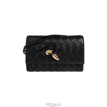 Bottega Veneta 26FW �ȵ�Ƹ� ũ�ν��� 836940 VCPP2 101926FW �ȵ�Ƹ� ũ�ν��� 836940 VCPP2 1019