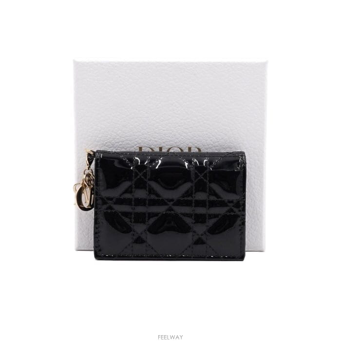 DIOR ��� S0011OVRB ���� ���̴�Ʈ ���� ��� ���̵��� �÷� ����ΰ� ���� ī������aa66434��� S0011OVRB ���� ���̴�Ʈ ���� ��� ���̵��� ��