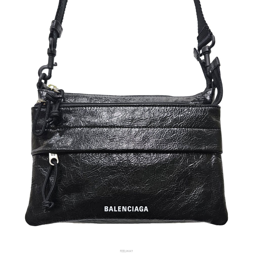 Balenciaga �߷��þư� �ͽ��÷η� ���� �Ŀ�ġ ũ�ν��� �޽����� ���� 873182 1VG07 1000�߷��þư� �ͽ��÷η� ���� �Ŀ�ġ ũ�ν��� �޽����� ��