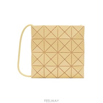 Issey Miyake Bao Bao Issey Miyake ���ο� �缾Ʈ ���� ����� BB68AG628 TP876170286Bao Bao Issey Miyake ���ο� �缾Ʈ ���� ����� BB68AG6