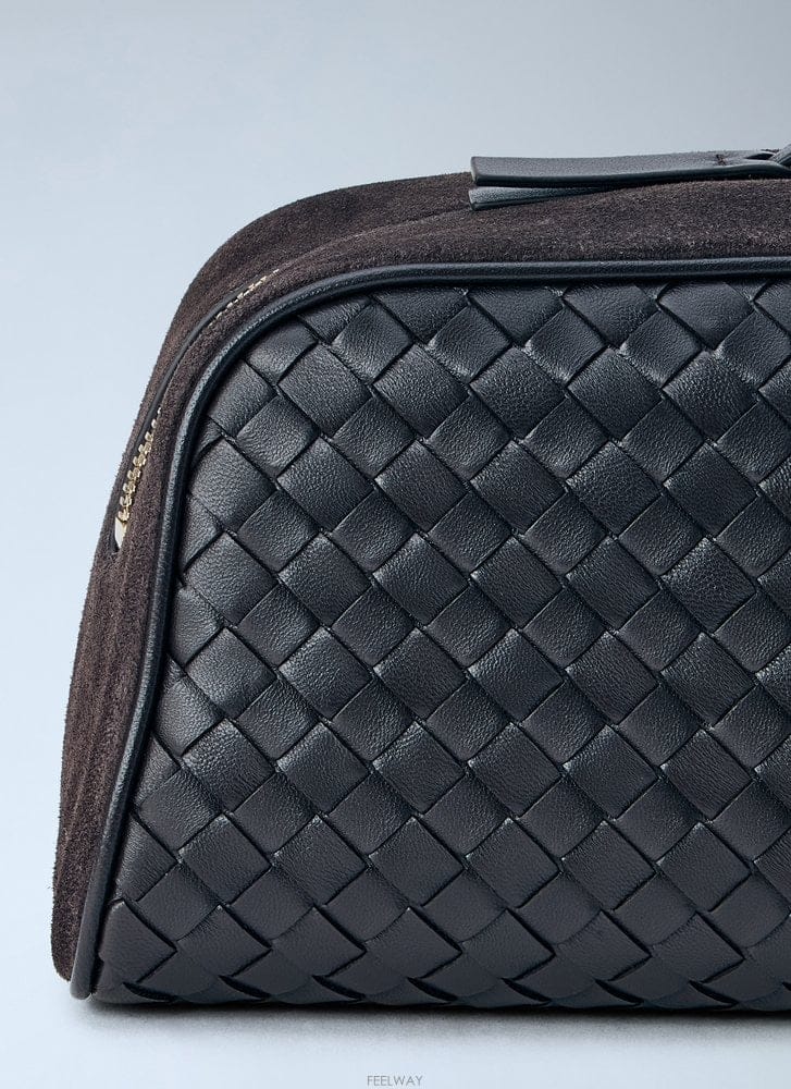 Bottega Veneta 26 F/W ���װ� ����Ÿ ���� NODO ���� �Ŀ�ġ 876512 V B011225840326 F/W ���װ� ����Ÿ ���� NODO ���� �Ŀ�ġ 876512 V B0