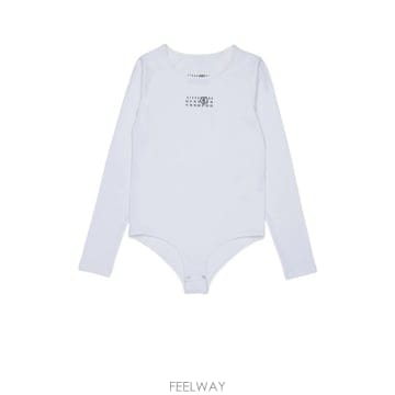 MM6 메종 마르지엘라 롱 슬리브 바디수트 WITH NUMERIC  B0302182680