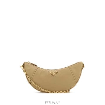 PRADA 26FW ����� ������ Re Nylon ����� Demi lune ��� �� 1BH222VNOOR064F004026FW ����� ������ Re Nylon ����� Demi lune ��� �� 1