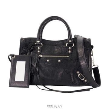 Balenciaga 26FW �߷��þư�   �� ��Ƽ �� ���� 865762 2ACLR 1000 STK26FW �߷��þư�   �� ��Ƽ �� ���� 865762 2ACLR 1000 ST
