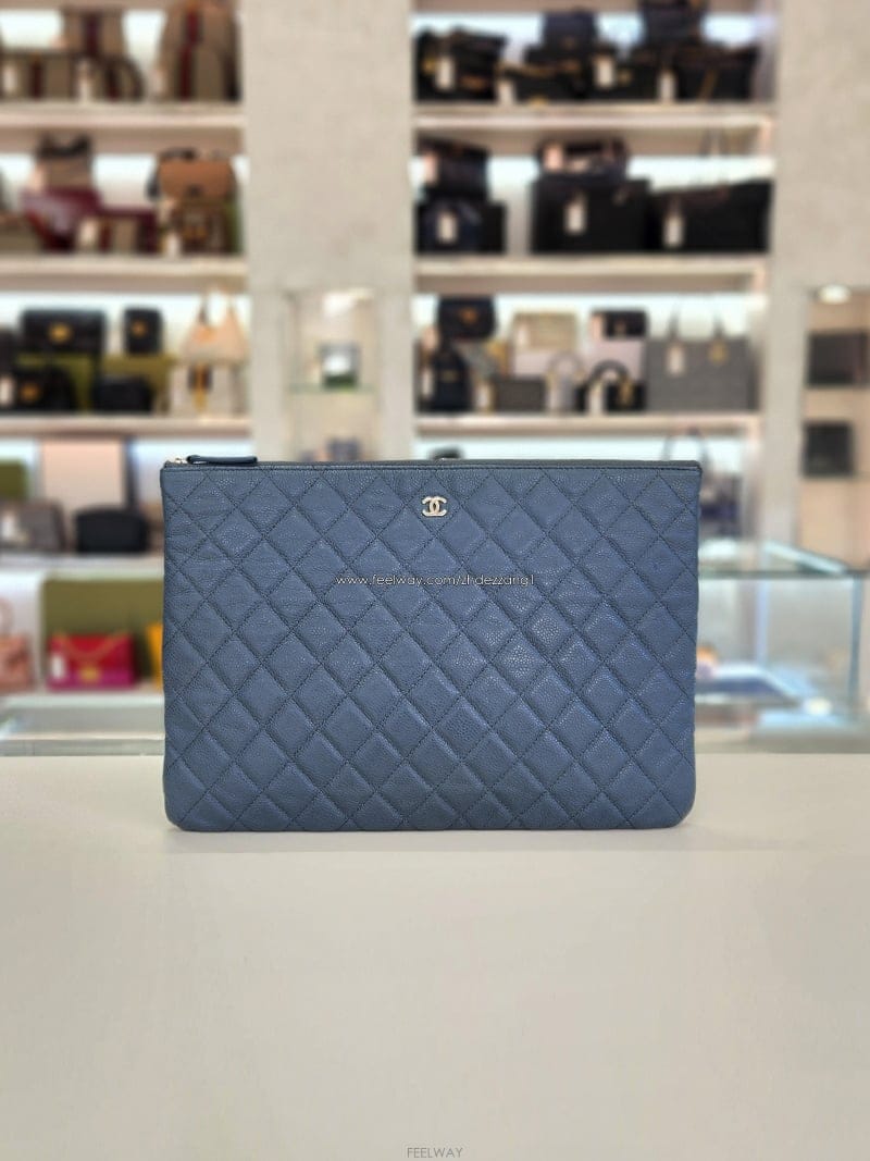 CHANEL ���� Ŭ���� ĳ��� ���� ����Ʈ���� Ŭ��ġ�� 19���� A69251���� Ŭ���� ĳ��� ���� ����Ʈ���� Ŭ��ġ�� 19���� A69