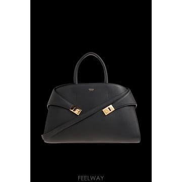 Ferragamo ����䷹ ��󰡸� ���� �ڵ�� Hug �̵�� 215921HUGTHM766591NERO TP574592799����䷹ ��󰡸� ���� �ڵ�� Hug �̵�� 215921HUGTHM7