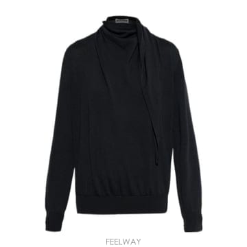 26SS 질샌더 스웨터 with decorative 넥라인 J01GP0130J14828001 TP570490